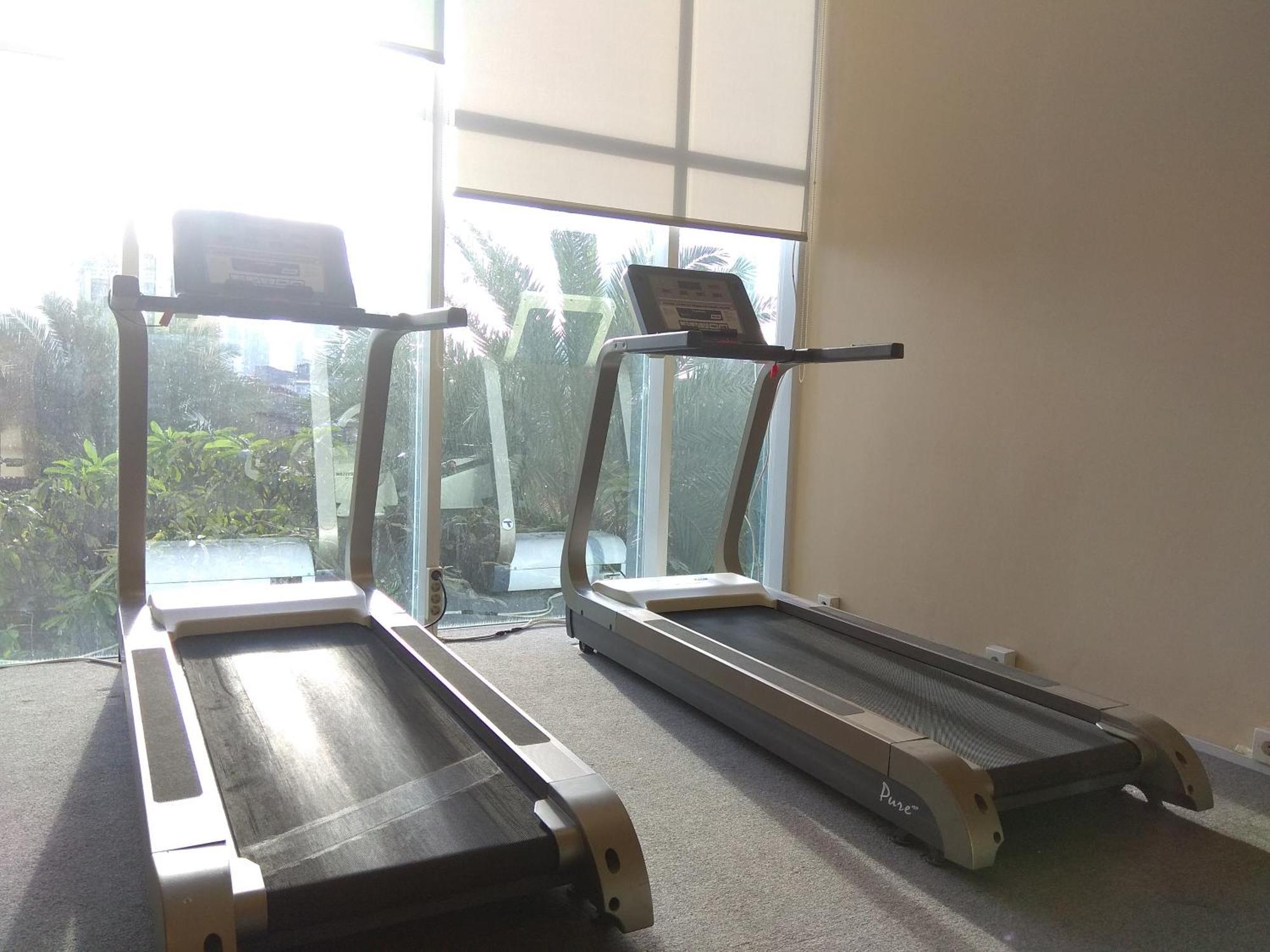 Homey And Warm 1br At Ambassade By Travelio * Jakarta